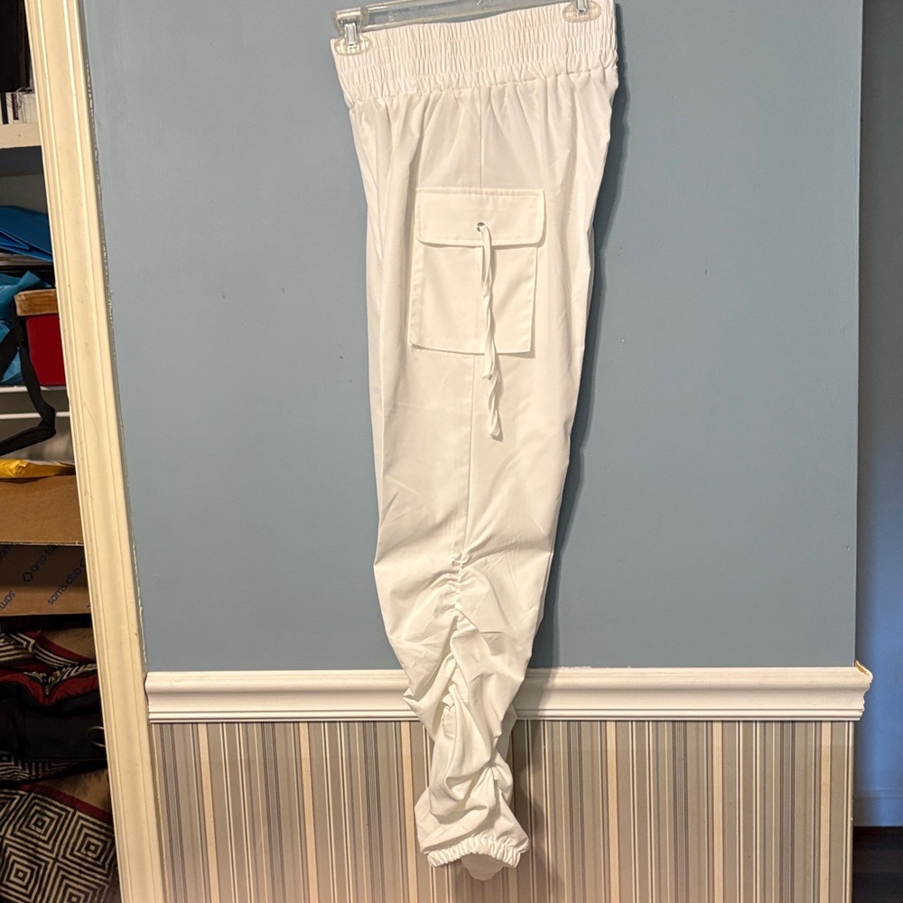 SHEIN White Women's Cargo Jogger Pants with Drawstring Pocket